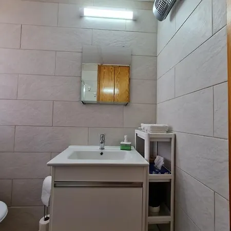 Elpiniki's Old House * Kalopanagiotis