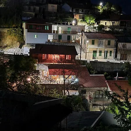 Elpiniki's Old House Villa Kalopanagiotis