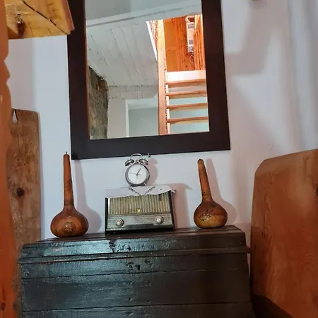 Elpiniki's Old House