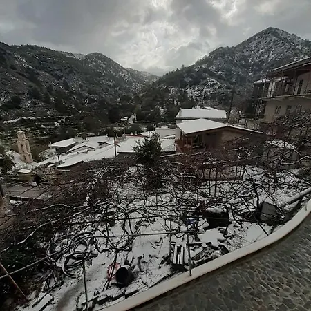 Villa Elpiniki's Old House