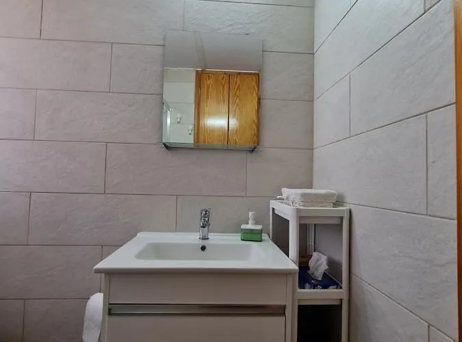 Elpiniki's Old House * カロパナイオティス