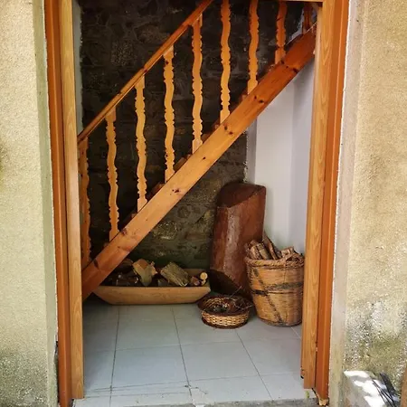 Elpiniki's Old House Villa Kalopanajótisz