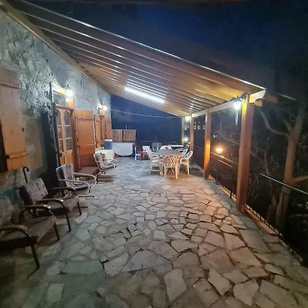 Elpiniki's Old House Villa *