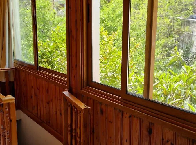 Vila Elpiniki's Old House