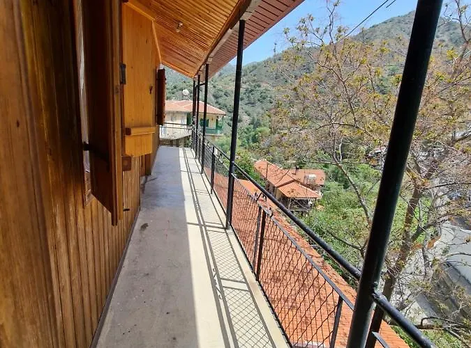 Elpiniki's Old House Villa Kalopanagiotis