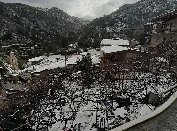 Villa Elpiniki's Old House