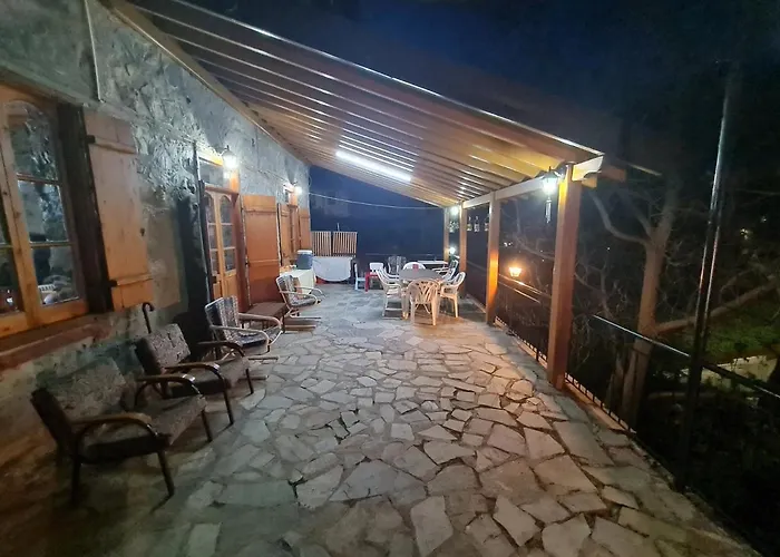 Elpiniki's Old House Vila *